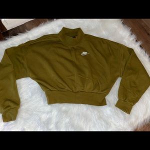 Nike mock-neck cropped sweatshirt.